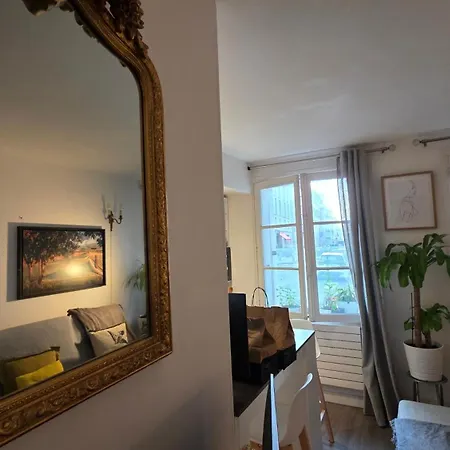 1 Minute Gare Montparnasse,center,close To Eifel Tolerance And Louvre Meusm,fantastic Place Апартаменты Париж