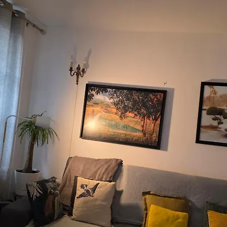 Апартаменты 1 Minute Gare Montparnasse,center,close To Eifel Tolerance And Louvre Meusm,fantastic Place *