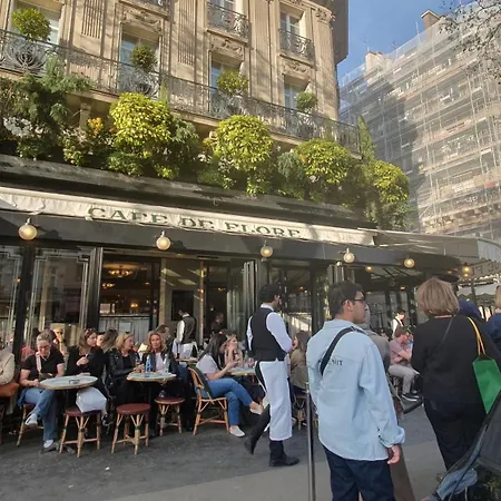 1 Minute Gare Montparnasse,center,close To Eifel Tolerance And Louvre Meusm,fantastic Place