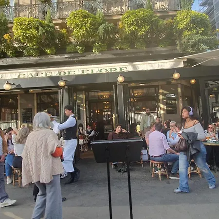 1 Minute Gare Montparnasse,center,close To Eifel Tolerance And Louvre Meusm,fantastic Place * Париж